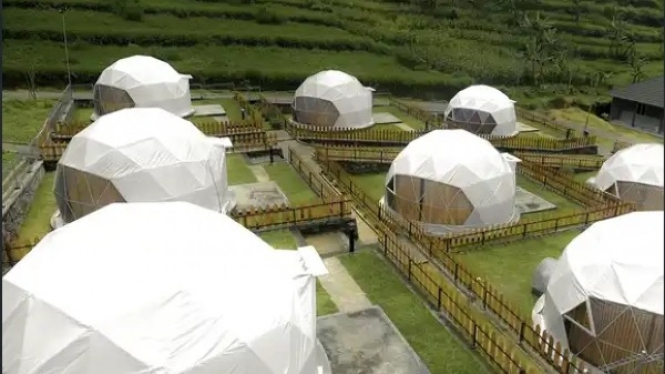 Lembah Indah Glamping Resort