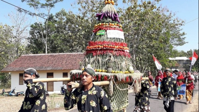 Tradisi Rasulan di Yogyakarta