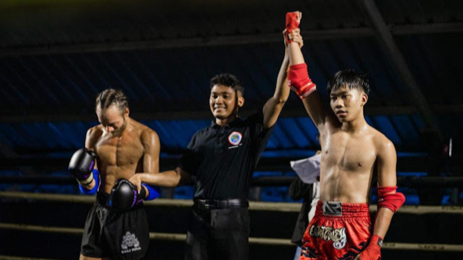 Siswa MA Darussalam Awayan Juara 1 Kejuaraan Muay Thai 2023