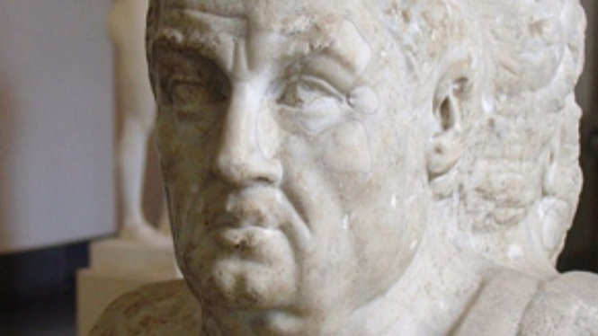 Patung Seneca Tokoh Soicism Populer