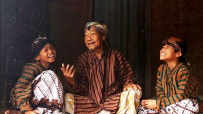 Kakek dan Cucu Bicara Filosofi Jawa