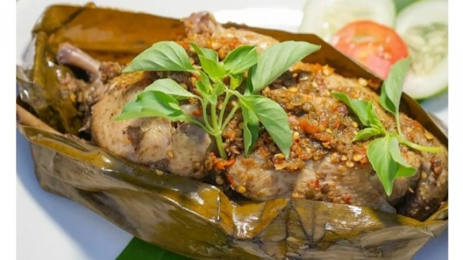 Bebek Songkem, Masakan Khas Madura yang Enaknya Kebangetan