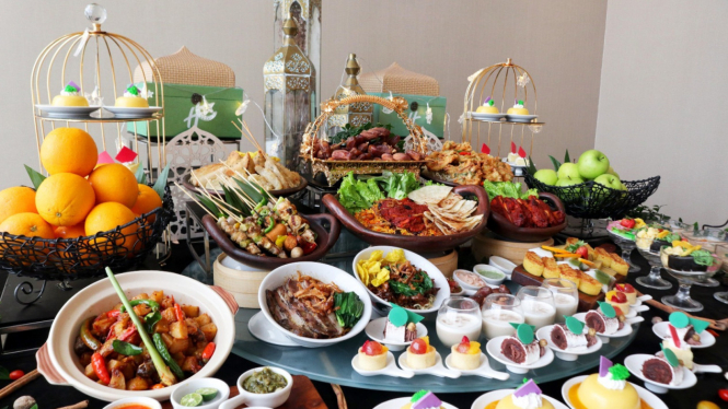 70 Sajian Menu Nusantara hingga Timur Tengah Tersedia untuk Buka Puasa