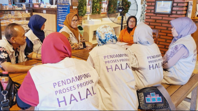 Sosialisasi Wajib Halal