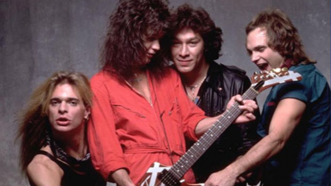Van Halen Merilis Album Van Halen II, pada 23 Maret 1979