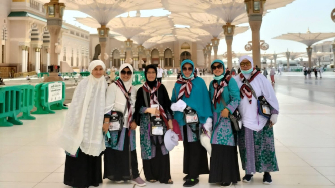 Jemaah Haji Indonesia di Masjid Nabawi, Madinah