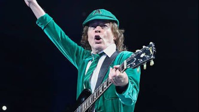 Angus Young (AC/DC)