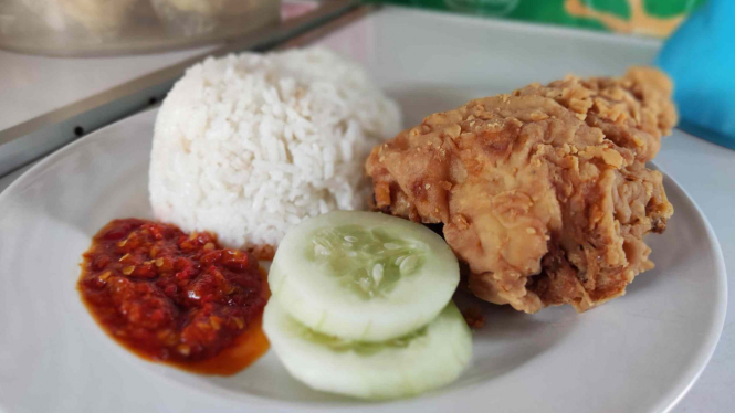 Fried Chicken Cak Yunus, Yogyakarta