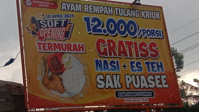 Kedai Rojo Koyo, Hidangan Murah dan Enak