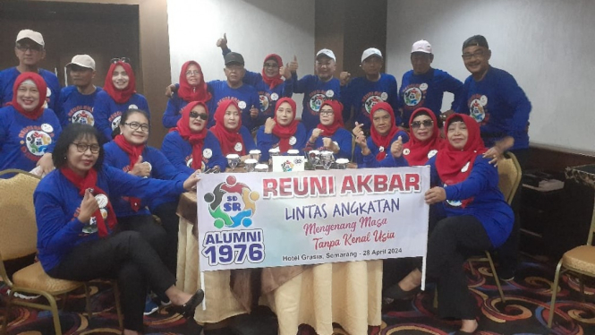 Alumni 76 SD Slamet Riyadi Semarang