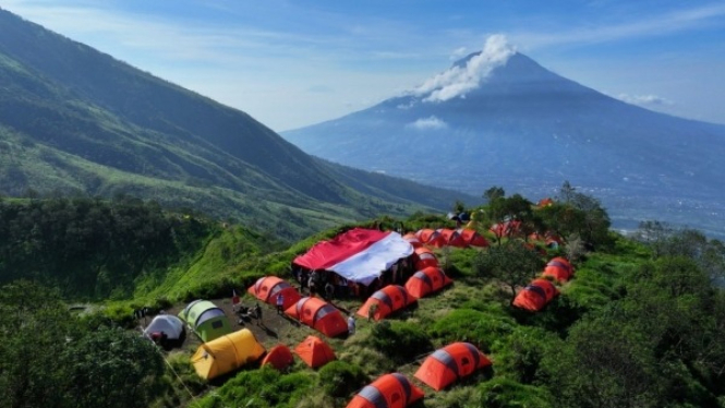 Penampakan Indah tenda Para Pendaki