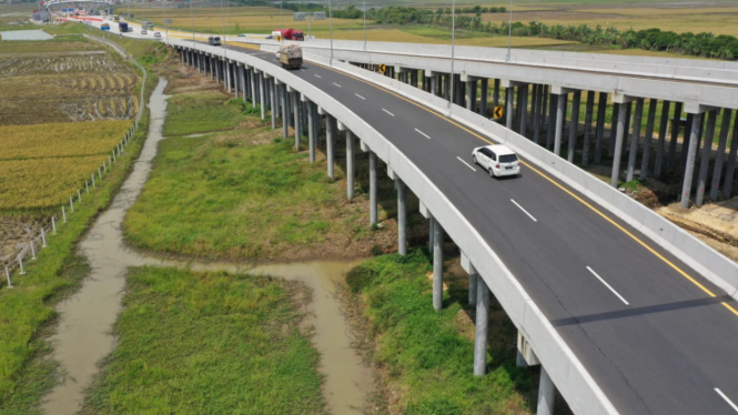 Ruas Jalan Tol Semarang-Demak, Jawa Tengah