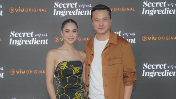 Nicholas Saputra dan Julia Baretto