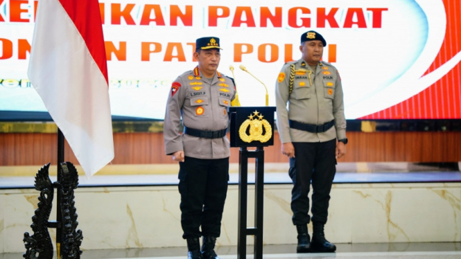 Kapolri Jenderal Listyo Sigit Prabowo Pimpin Upacara Kenaikan Pangkat