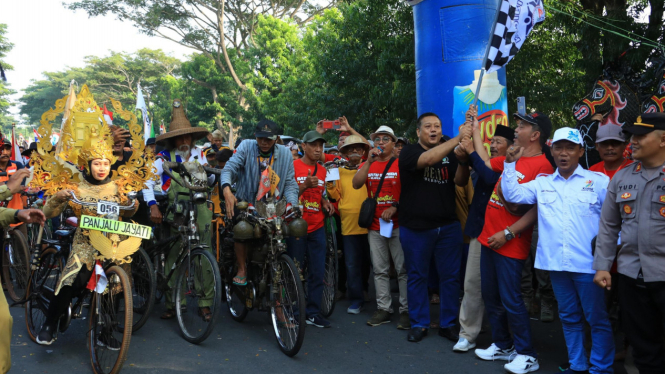 gonthel Bareng Mas Bup dan Kosti Kediri