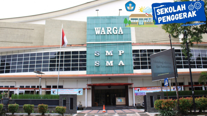 SMP - SMA Warga, Solo