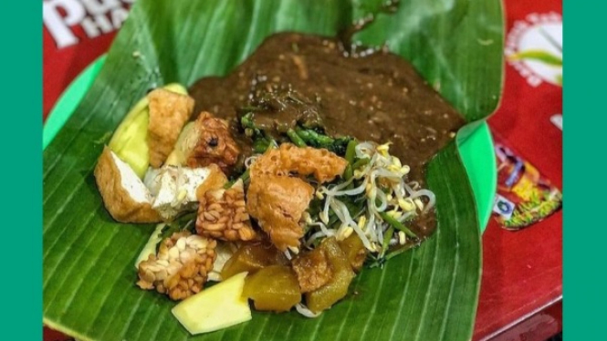 Rujak Cingur Klenteng