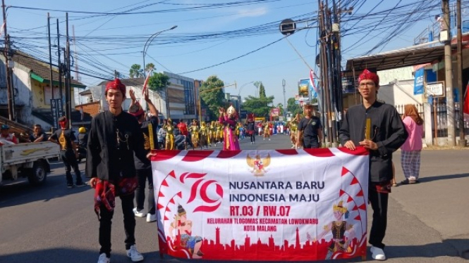 Karnaval Kesenian RW 07 Tlogomas Malang