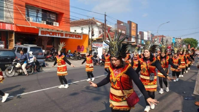 Ragam Budaya di Karnaval Dinoyo