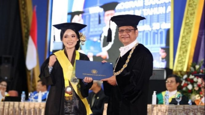 UGM Mewisuda 1.797 Mahasiswa dari 10 Fakultas (28/8/2024)