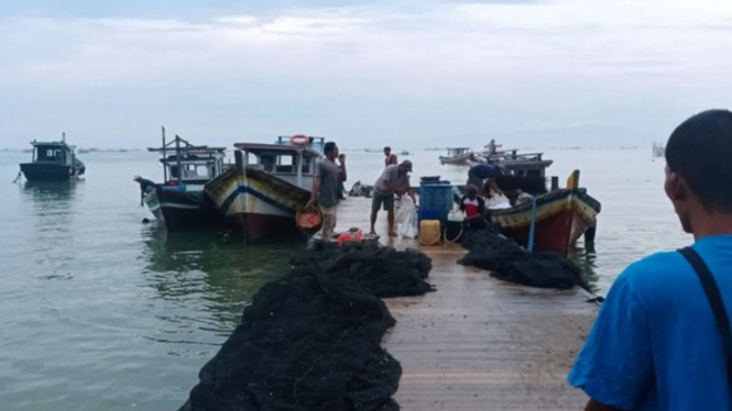 Nelayan di Perairan Selatan Banten Kebanjiran Tangkapan Ikan