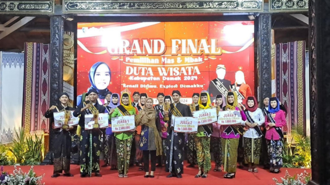 Grand Final Pemilihan Mas dan Mbak Duta Wisata Kab. Demak