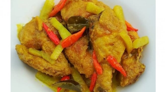 Ayam Acar Kuning