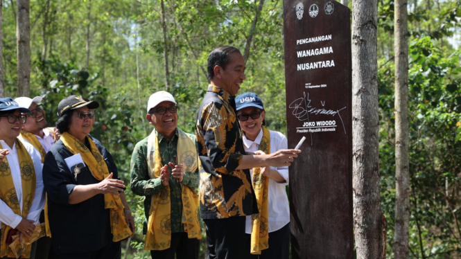 Presiden Joko Widodo Canangkan Hutan Wanagama Nusantara