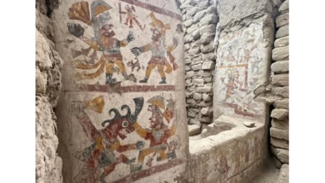 Singgasana dengan Mural di Situs Moche, Peru