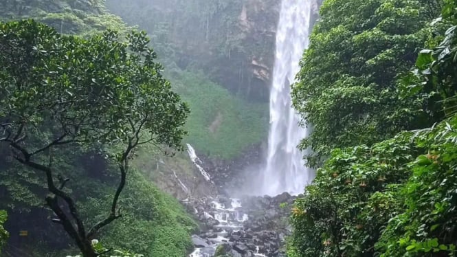 Grojogan Sewu di Karanganyar, Jawa Tengah