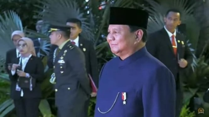 Prabowo Subiyanto Menyambut Kedatangan Para Tamu Negara