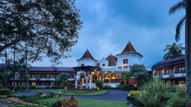 éL Hotel Kartika Wijaya Batu