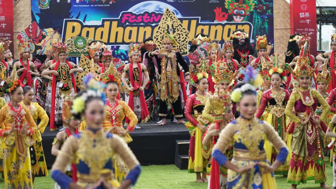 Festival Padang Ulanan Mengawali Pagelaran Tari Kolosal Gandrung Sewu