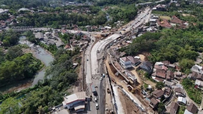 Pembangunan Flyover Canguk di Magelang, Jawa Tengah