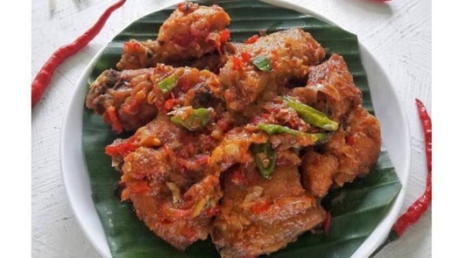 Ayam Besengek Masakan Khas Jepara