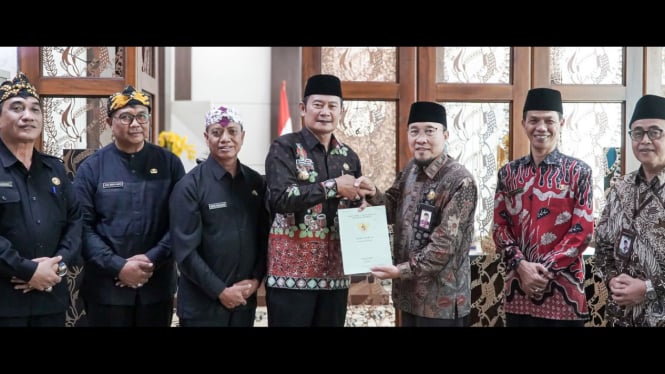 Hibahkan Lahan untuk Pusat Layanan Haji dan Umroh Terpadu, Lamongan