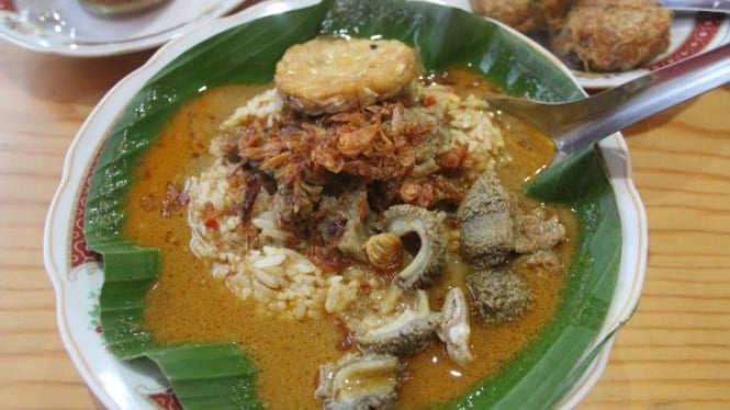 Nasi Gandul Khas Pati, Bikin Ngiler