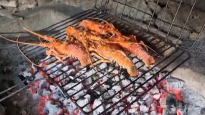 Lobster Bakar Khas Pangandaran