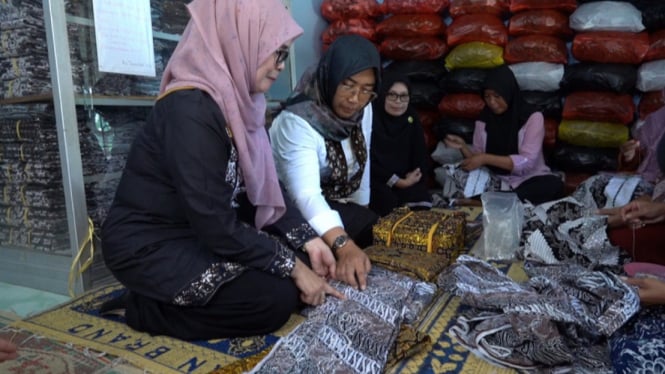 Khana Manten, Usaha Pembuatan Kain Jarik di Bantul