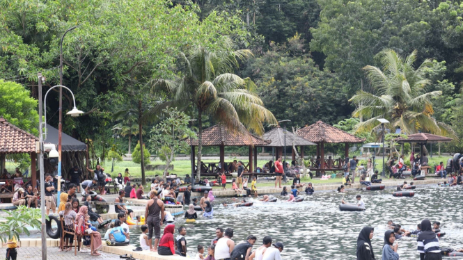 Salah Satu Lokasi Wisata di Lumajang, Jawa Timur