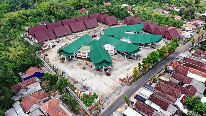 Gerbang Wisata Desa/Kecamatan Senduro Kabupaten Lumajang