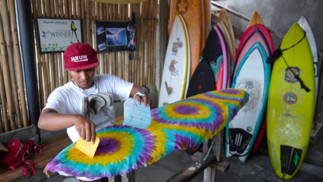 Hauw Surf Board, Tempat Pembuatan Papan Selancar di Yogyakarta