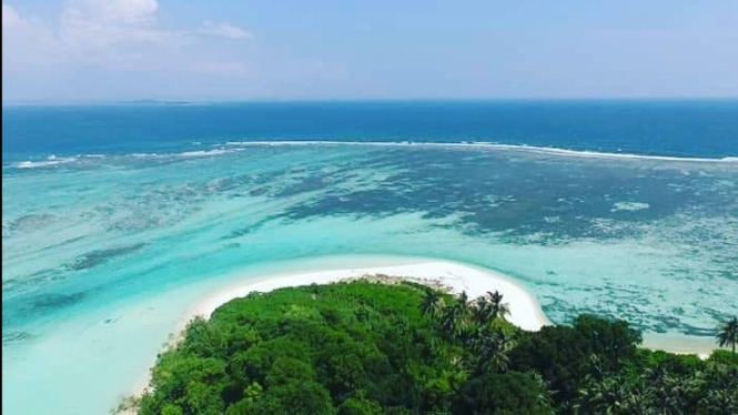 Pulau Telo di Kecamatan Pulau Pulau Batu