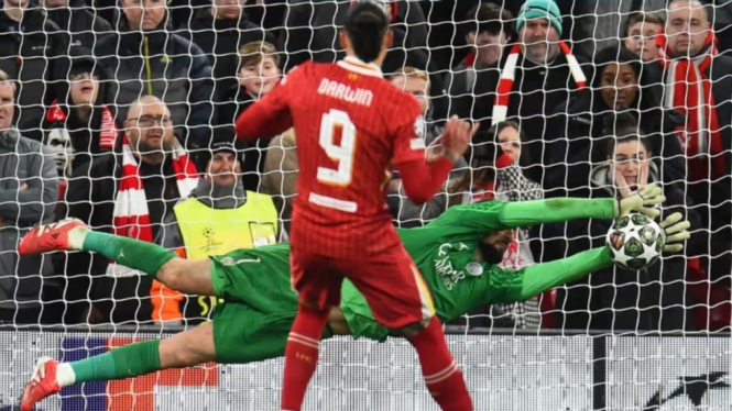 Penjaga gawang PSG: Donnarumma