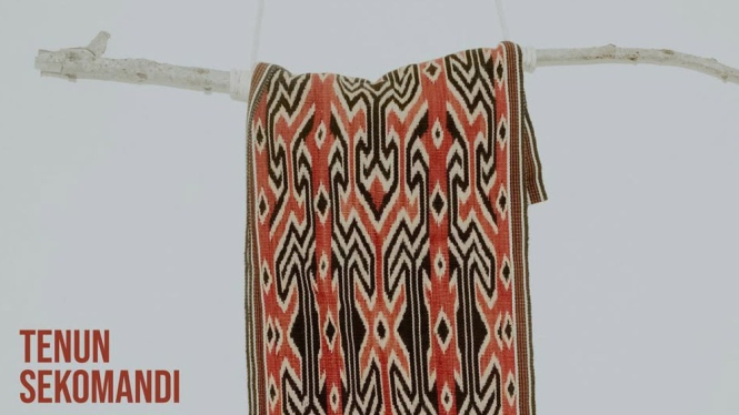 Tenun Sekomandi
