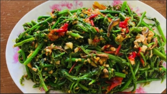 Sayur Pakis