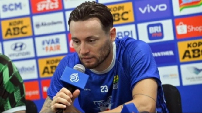 Marc  Klok
