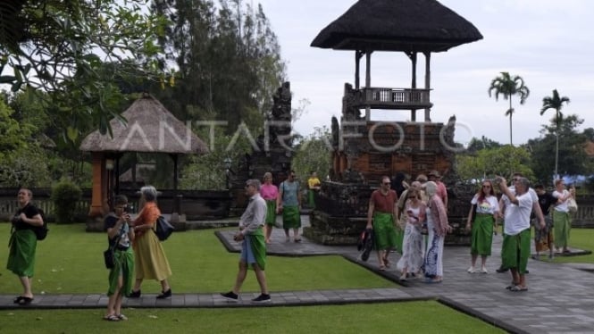 Kunjungan Wisatawan ke Bali
