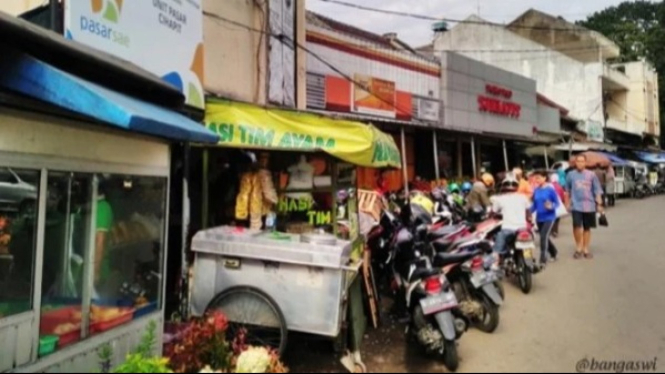 Pasar Cihapit Bandung