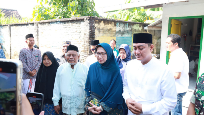 Tukang Becak di Lumajang, Jawa Timur Berangkat Haji